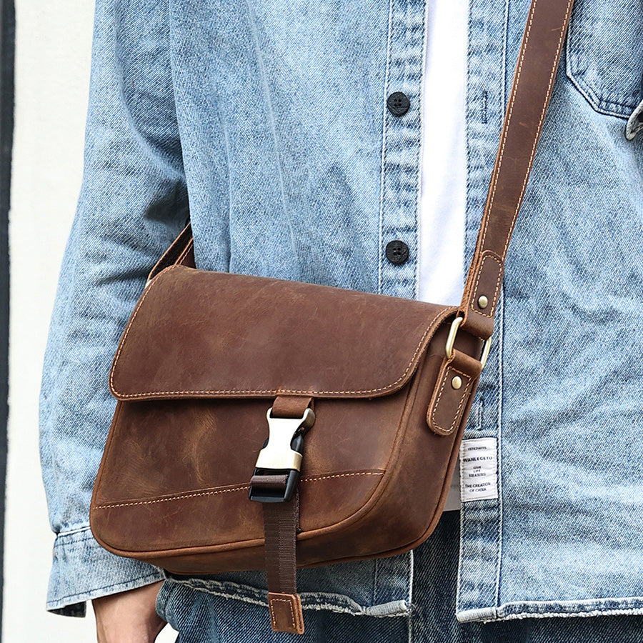 李記 | 原創手工真皮 | 第一層油蝋皮ラ休閒垮包6703號