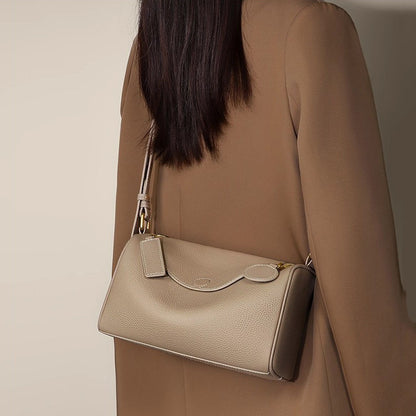 Li Ji | Original handmade genuine leather | Yuしい high-end minimalist and super matching clothes pillow bag No. 7411 