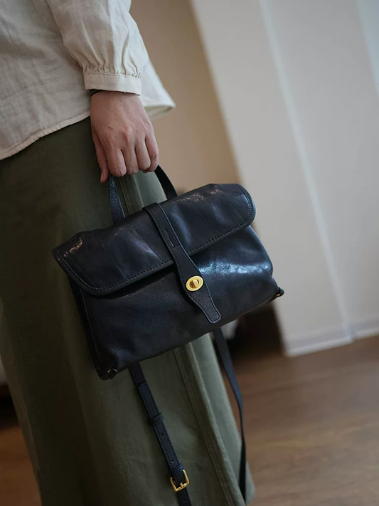 李記 | 原創手工真皮 | 軟糯皮質の鎖扣郵差包8050號