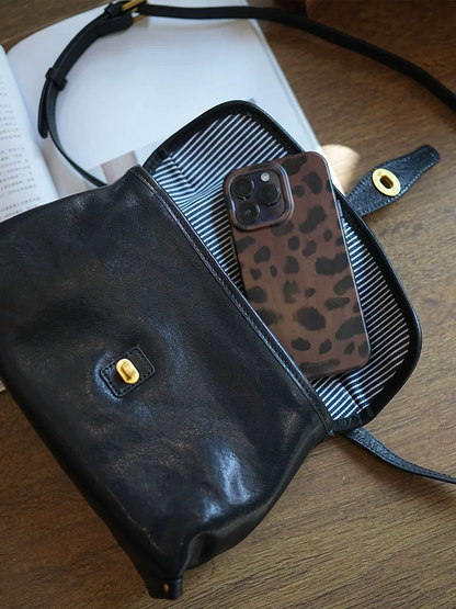 李記 | 原創手工真皮 | 軟糯皮質の鎖扣郵差包8050號