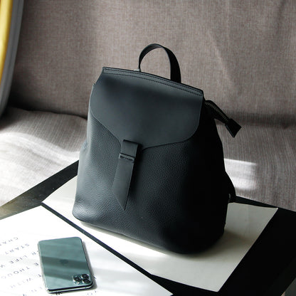 Li Ji | Original handmade genuine leather | Love and good quality backpack No. 8172 