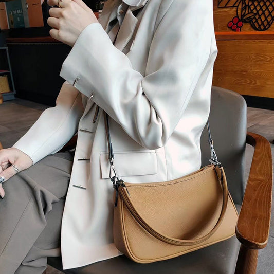 李記 | 原創手工真皮 | 韓版い品質て休閒法棍包83067號