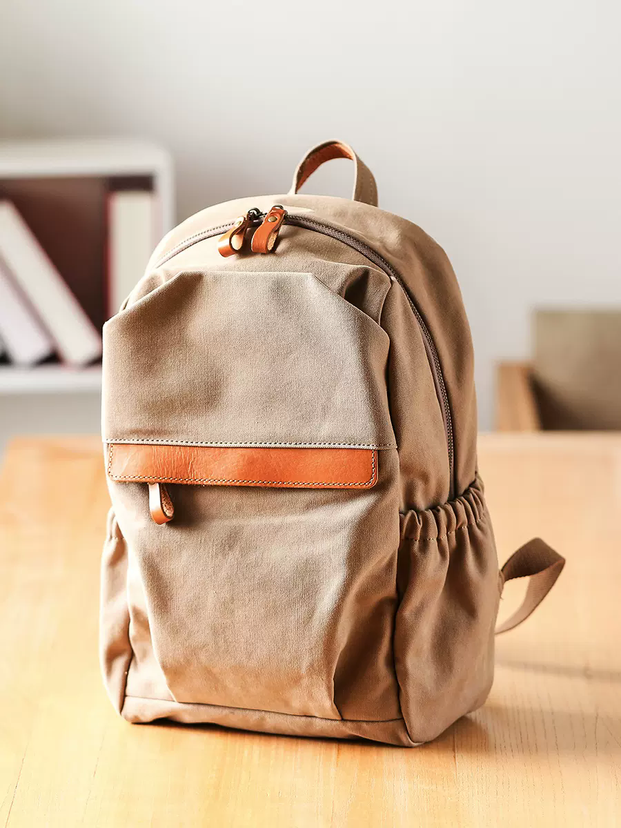 李記 | 原創手工真皮 | 文藝設計で男女同款ド後背包88790號