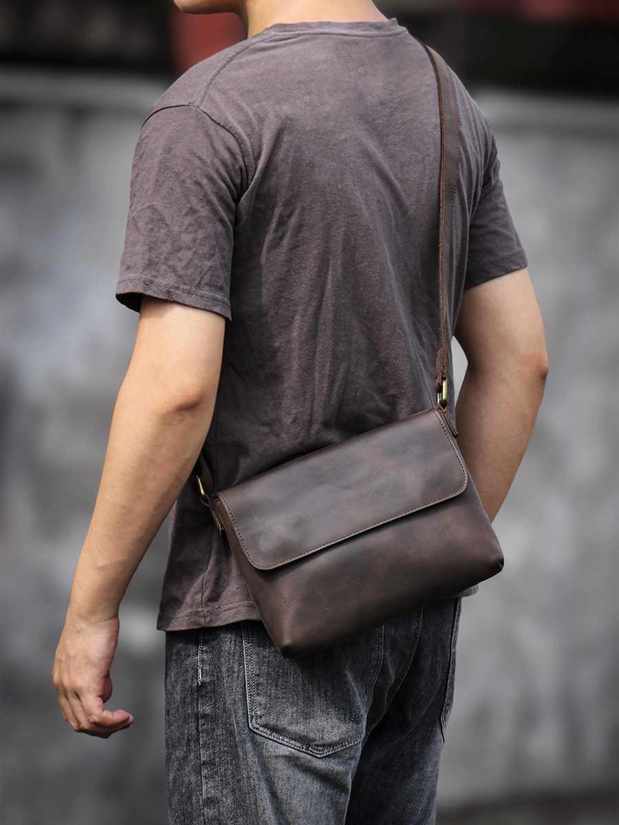 李記 | 原創手工真皮 | 商務質感の斜唄包9007號