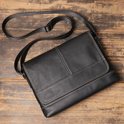 李記 | 原創手工真皮 | 輕簡設計の斜唄包9012號