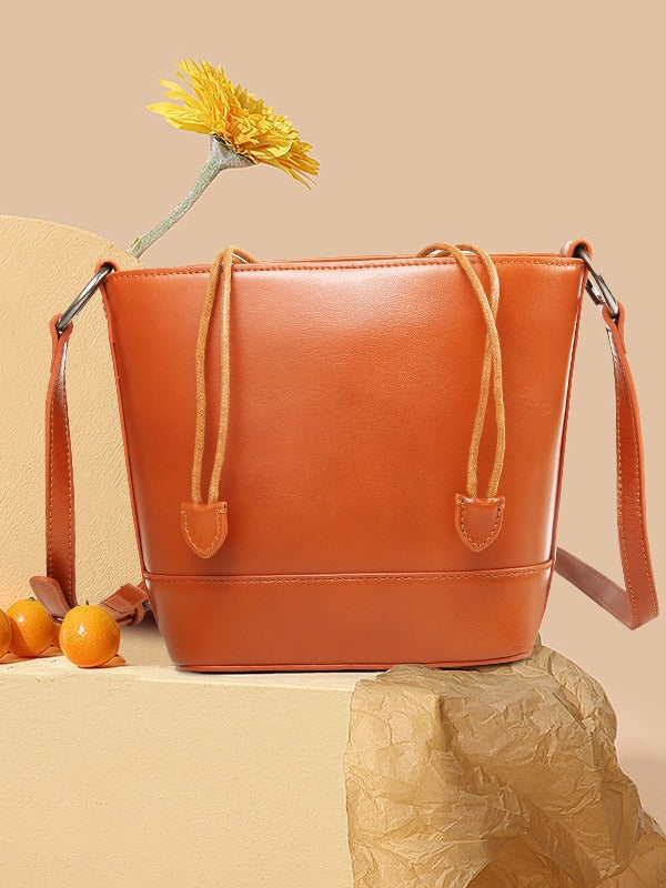 李記 | 原創手工真皮 | 天然で革グ日系い抽繩水桶包90233號