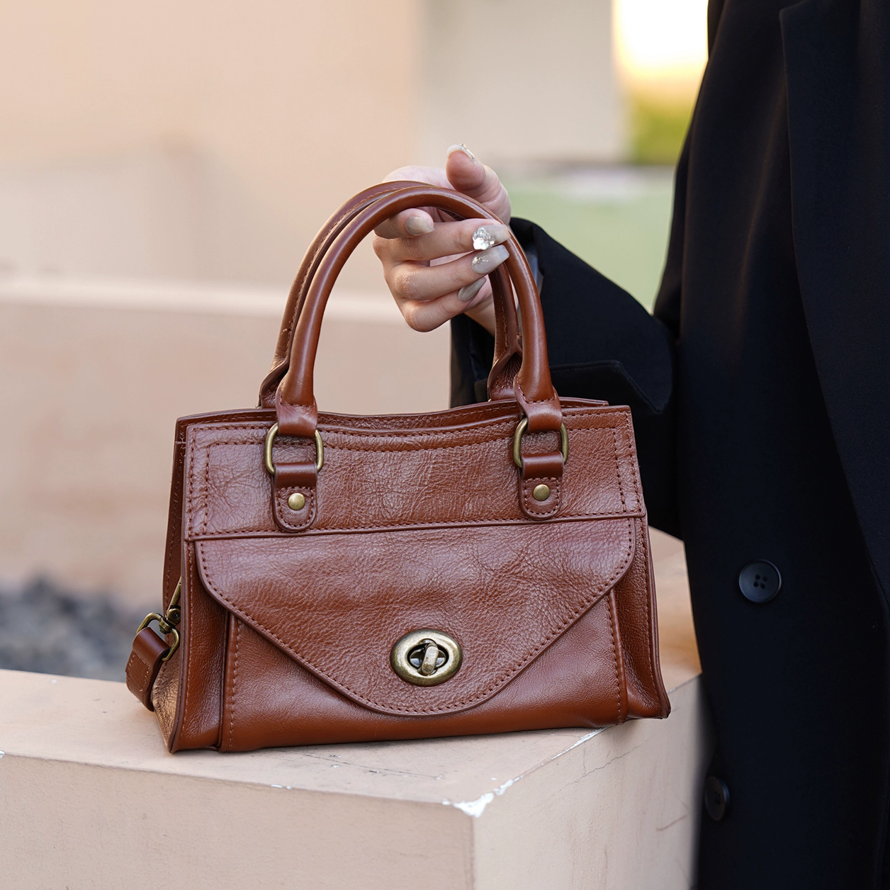 李記 | 原創手工真皮 | 簡單優雅の斜唄包9313-D號