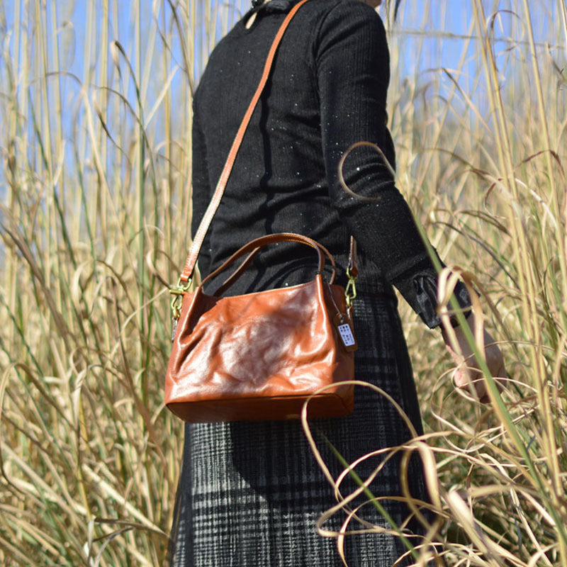 Li Ji | Original handmade genuine leather | Natural ヘッド layer cow leather handbag No. 96045 