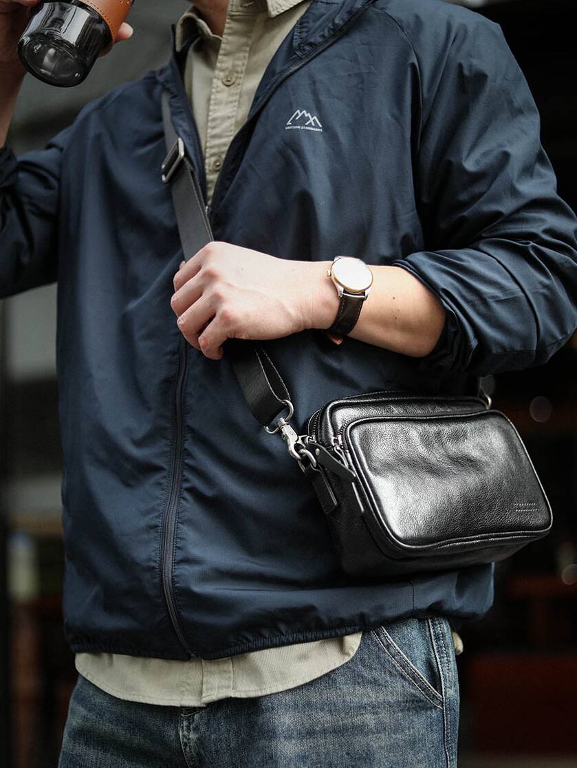 李記 | 原創手工真皮 | 方形橫款で拉鍊艙位管够の休閒包A8253號