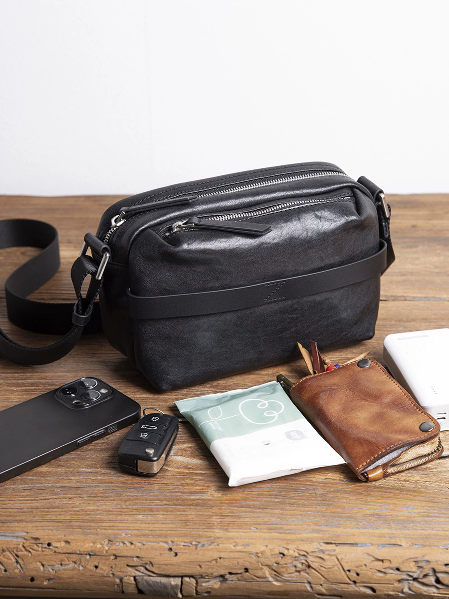 李記 | 原創手工真皮 | 方便出門隨身攜帶の斜唄包B1010號