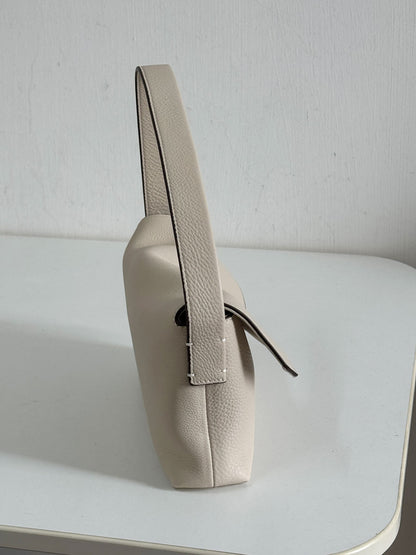 李記 | 原創手工真皮 | 軟軟糯糯真皮~可愛迷你包B233號