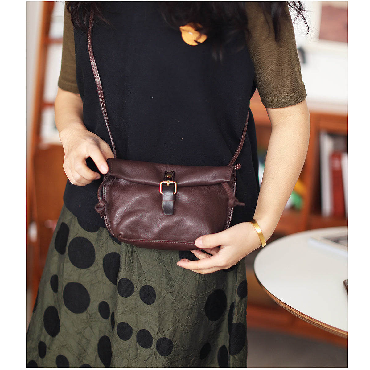 李記 | 原創手工真皮 | 鞣製職人技い復古し休閒小包斜唄包B468號