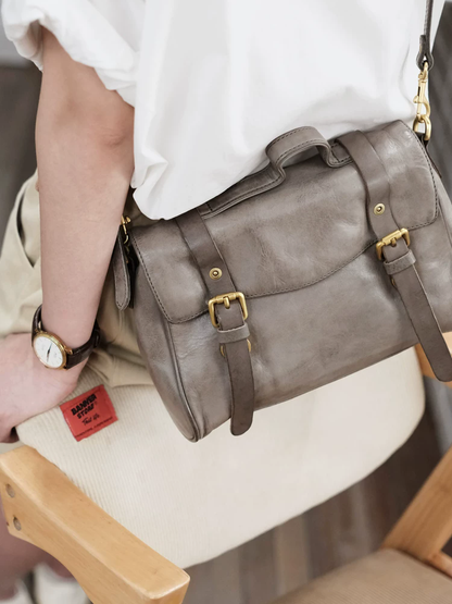 李記 | 原創手工真皮 | 巨能裝！小眾復古學院風郵差包D-70962號