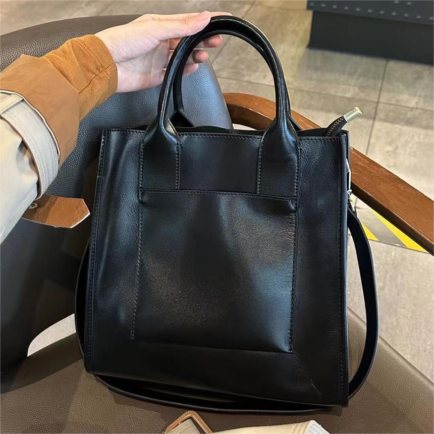 Li Ji | Original handmade genuine leather | Western-style and versatile daily handbag No. D9232 