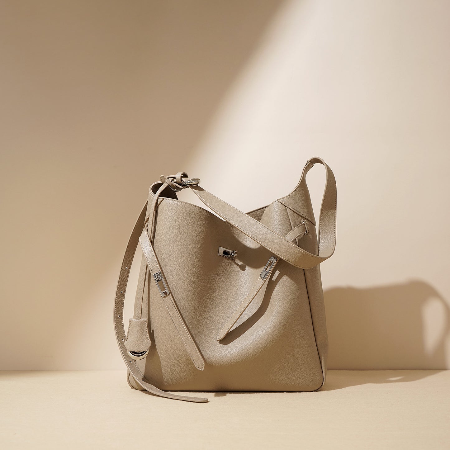 李記 | 原創手工真皮 | 人気の實用經典手提包F9781C號