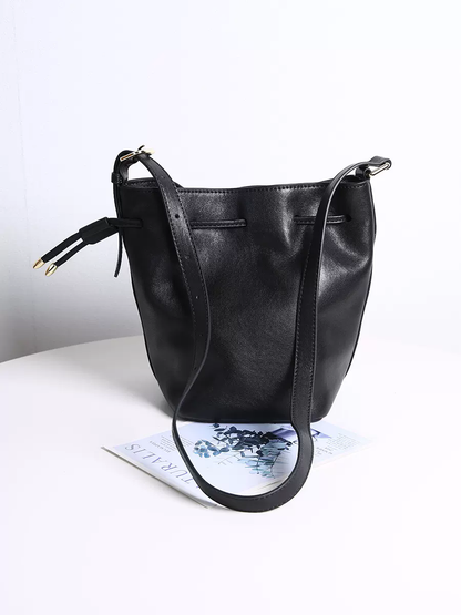 Li Ji | Original handmade genuine leather | Soft sheepskin and niche design drawstring crossbody bag No. L203 
