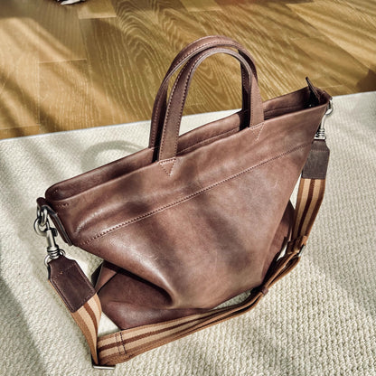 Li Ji | Original handmade genuine leather | Washed craftsmanship and relaxed retro shoulder bag No. 056633 