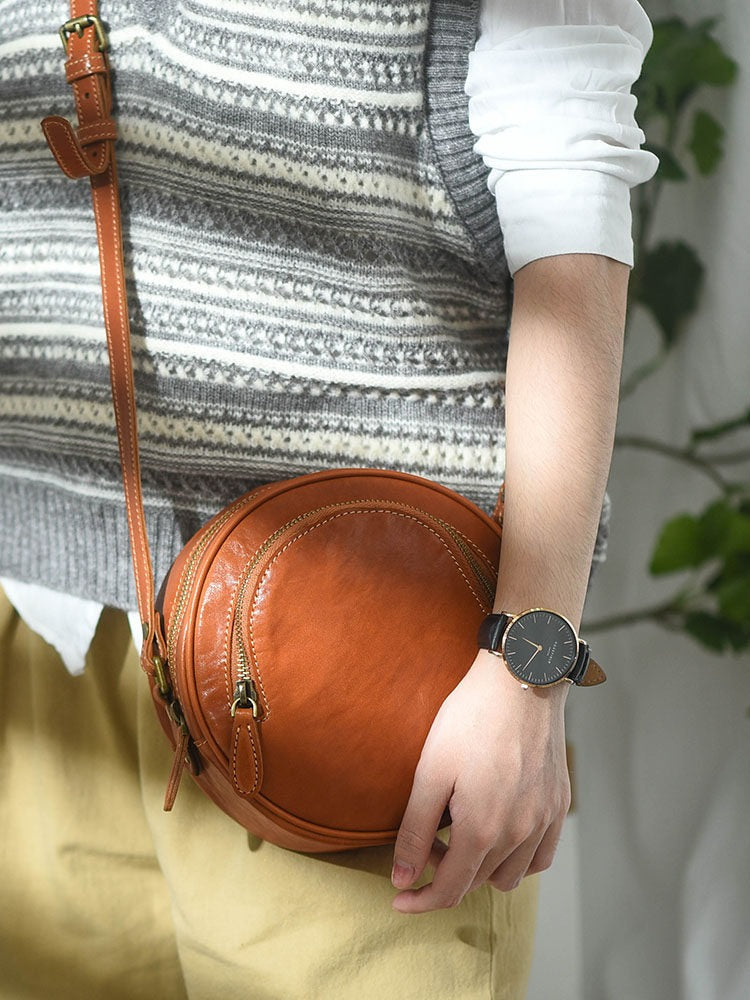 LEEEKEE | Original handmade | Vegetable tanned leather - Literary shoulder round box No. 7120S 