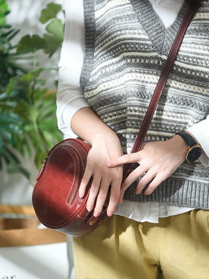 LEEEKEE | Original handmade | Vegetable tanned leather - Literary shoulder round box No. 7120S 