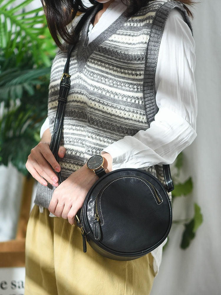 LEEEKEE | Original handmade | Vegetable tanned leather - Literary shoulder round box No. 7120S 