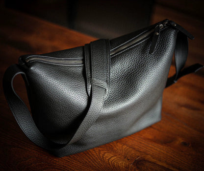 李記 | 原創手工真皮 | 輕薄隨身舒適便捷の斜唄包ls316號