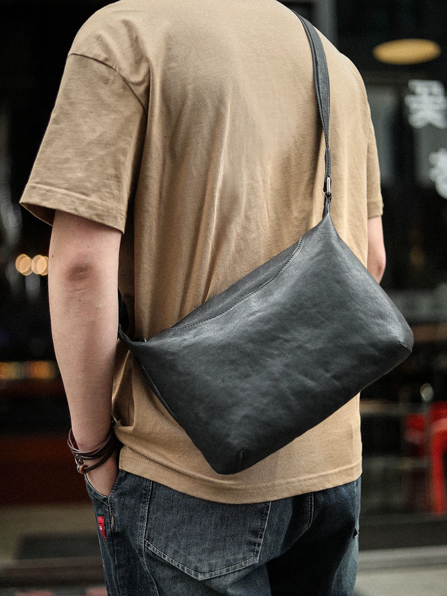 李記 | 原創手工真皮 | 耐造易打理の斜唄包ls8203號