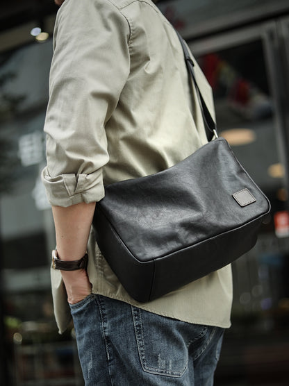 李記 | 原創手工真皮 | 枕頭型で簡約の通勤包LS8940號