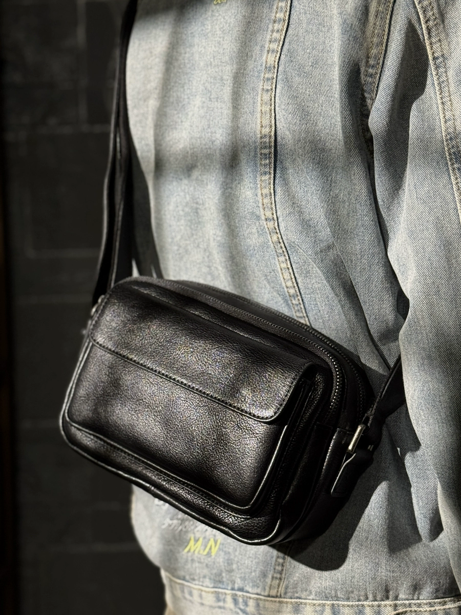 李記 | 原創手工真皮 | 円弧の形が滑ら小方包MT278號