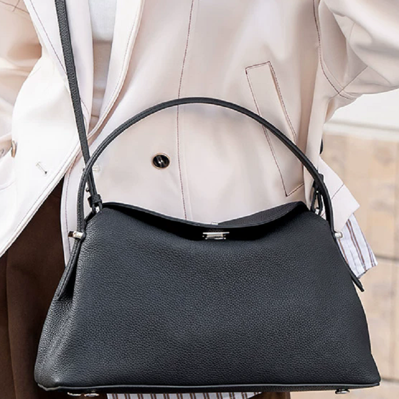 李記 | 原創手工真皮 | 韓版で高級感斜唄包F9889B號