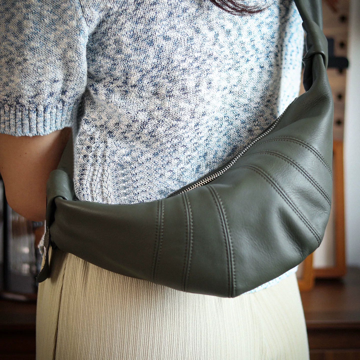 李記 | 原創手工真皮 | 輕薄隨身い隨行小背包A8545號