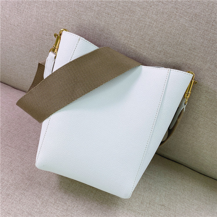 李記 | 原創手工真皮 | 簡約風格で寬肩帶い托特包6088號