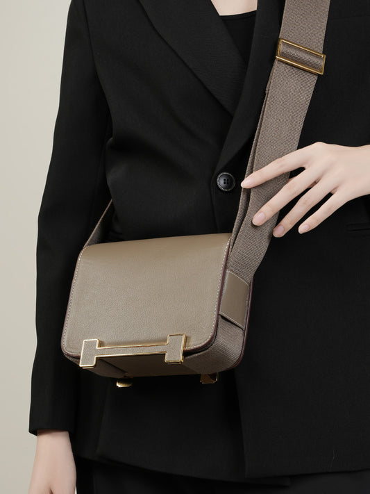 Li Ji | Original handmade genuine leather | Elegant small square bag QL2775 