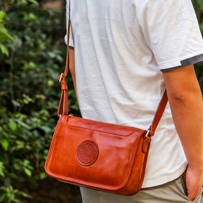 李記 | 原創手工真皮 | 純牛皮で九宮紋飾の肩背包YB0224號