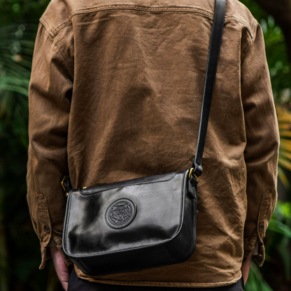 李記 | 原創手工真皮 | 純牛皮で九宮紋飾の肩背包YB0224號