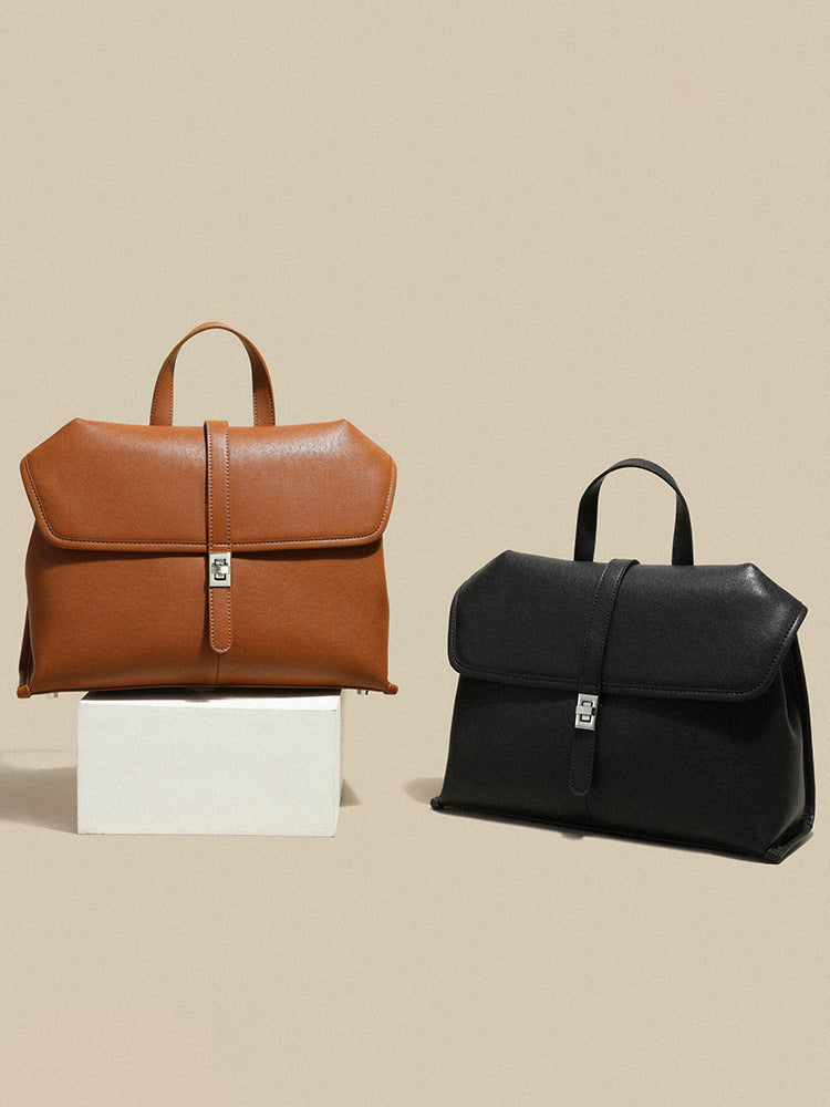 Li Ji | Original handmade genuine leather | Quality and textured two-layer cowhide messenger bag No. zt7923 