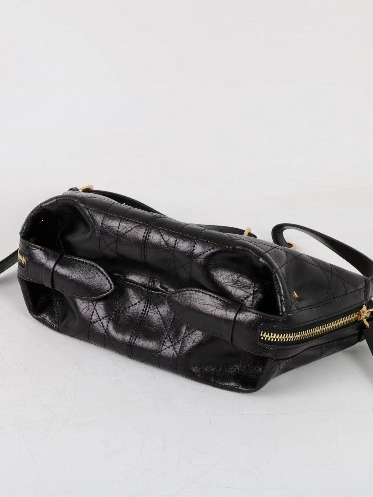 李記 | 原創手工真皮 | 鬆弛有型の流浪包an286號