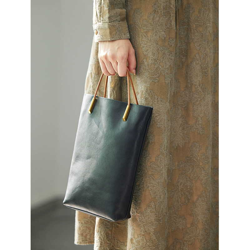 李記 | 原創手工真皮 | 大気ハ高級氣質い通勤包B047號