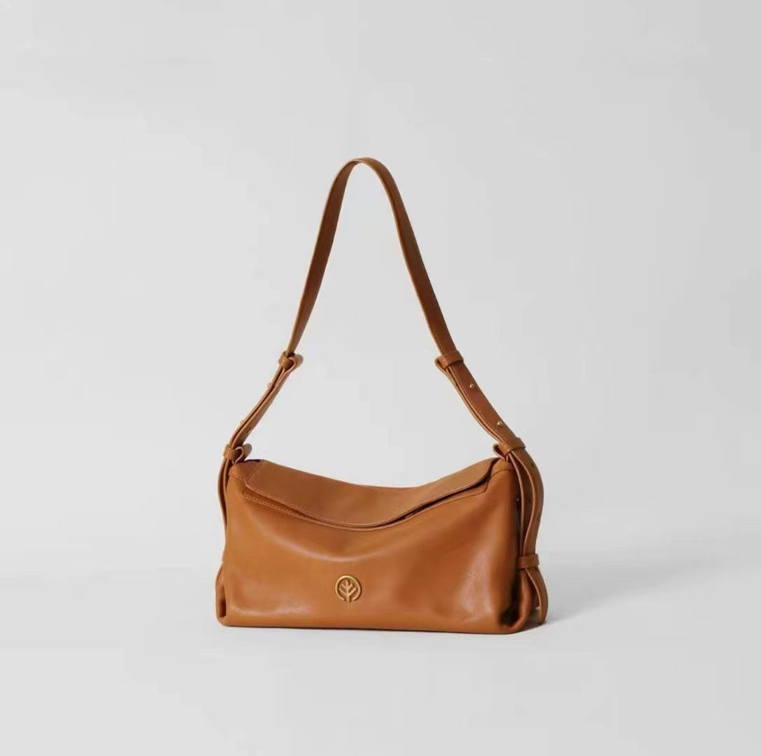 李記 | 原創手工真皮 | 本革の質感が満点な枕頭包BA55號