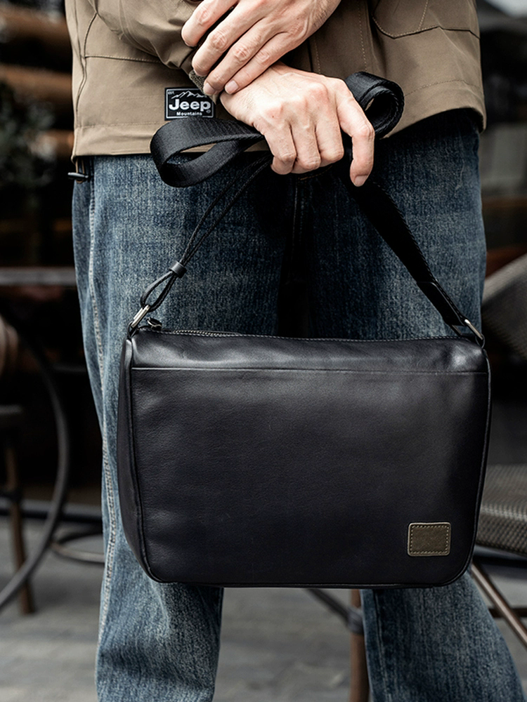 李記 | 原創手工真皮 | 適應百變場合不挑風格の斜唄包bl229號