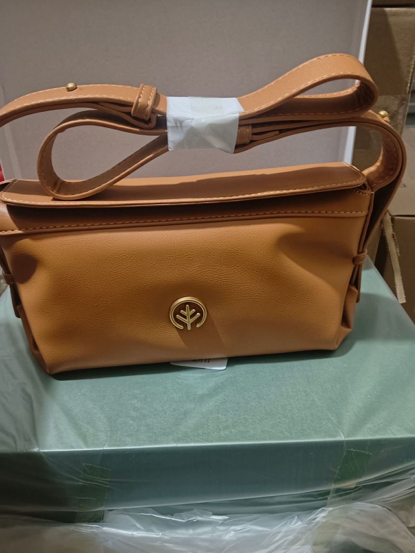 李記 | 原創手工真皮 | 本革の質感が満点な枕頭包BA55號