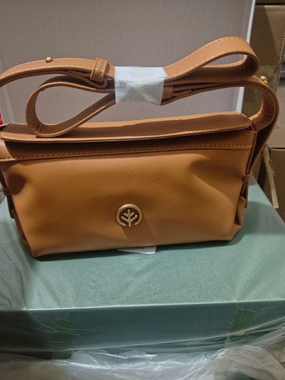 李記 | 原創手工真皮 | 本革の質感が満点な枕頭包BA55號