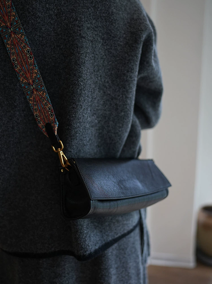 李記 | 原創手工真皮 | 民族風~寬肩帶い洋氣小方包ls192號