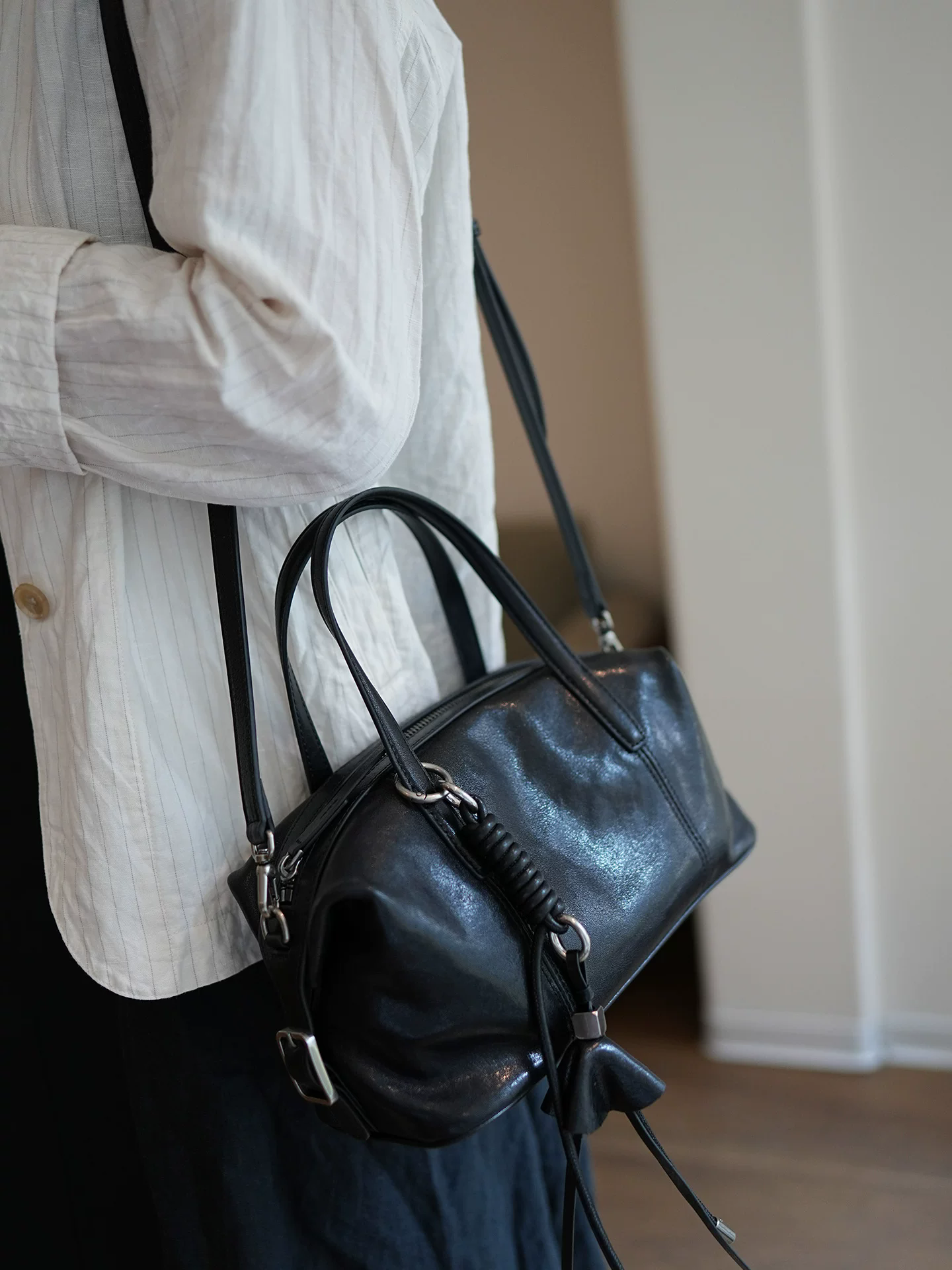 李記 | 原創手工真皮 | 簡約通勤體面之選の枕頭包ls258號