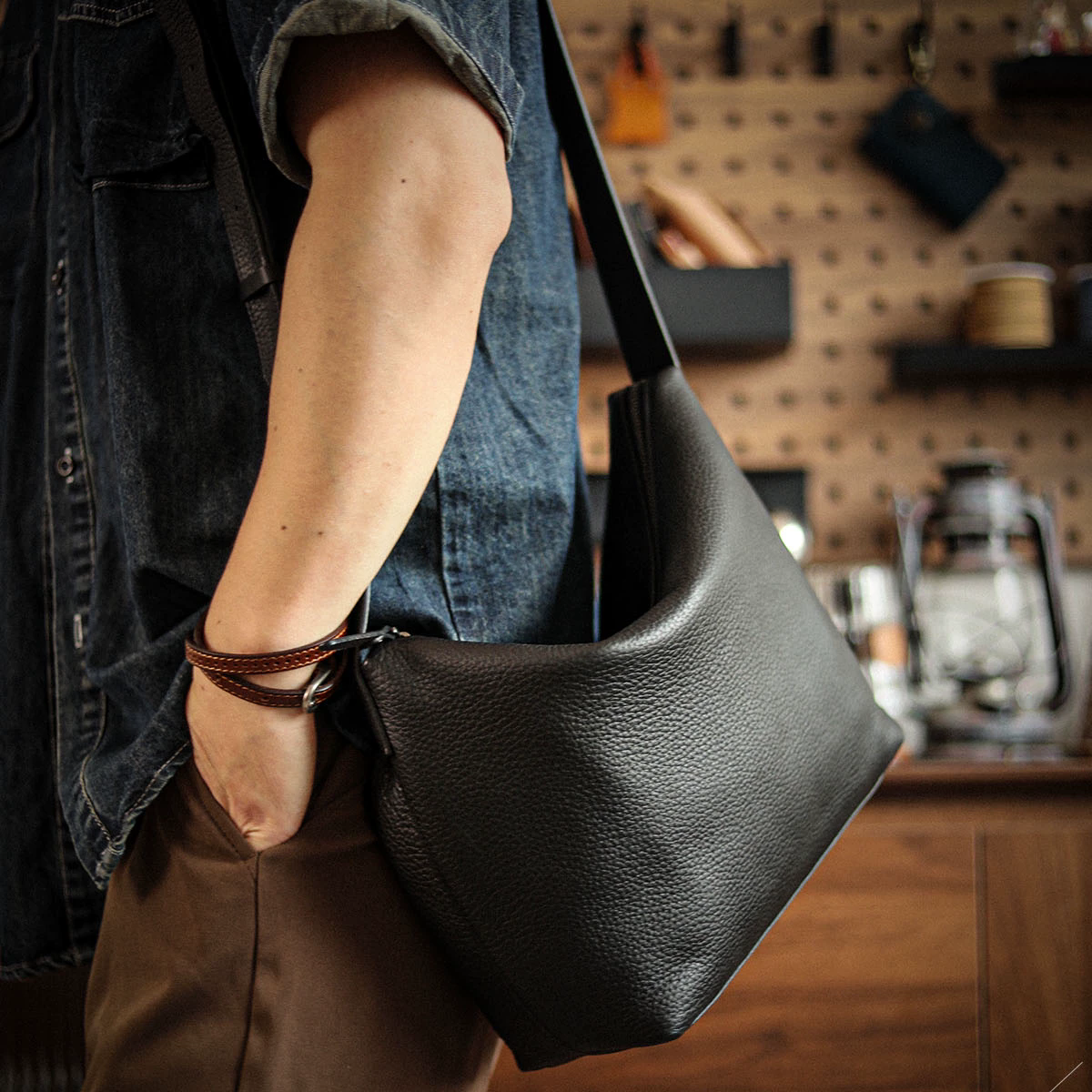 李記 | 原創手工真皮 | 輕薄隨身舒適便捷の斜唄包ls316號