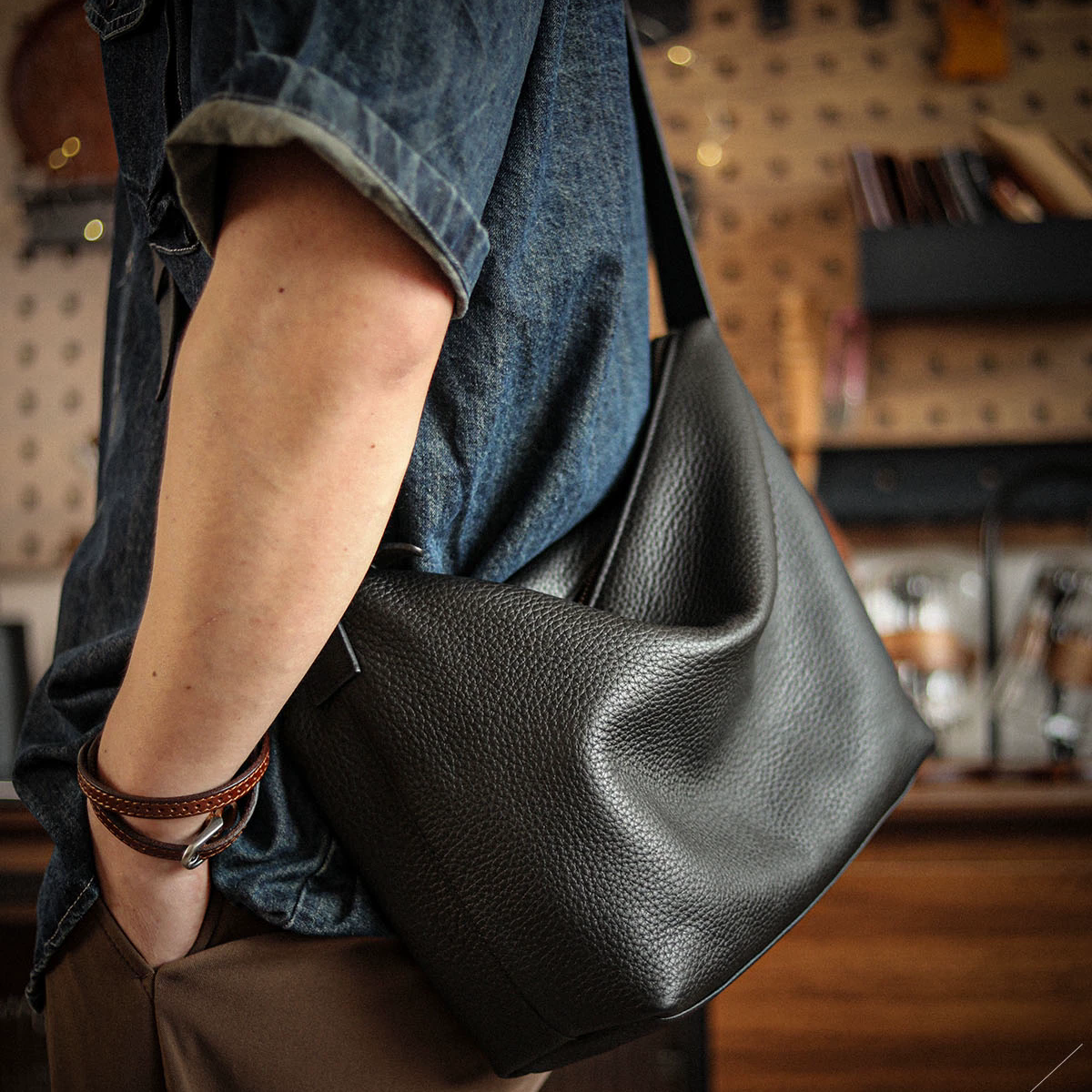 李記 | 原創手工真皮 | 輕薄隨身舒適便捷の斜唄包ls316號