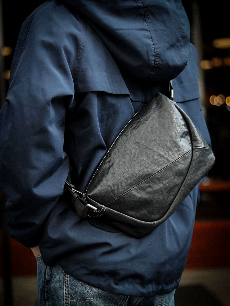 李記 | 原創手工真皮 | 輕盈無負出行で胸前背包ls6206-1號