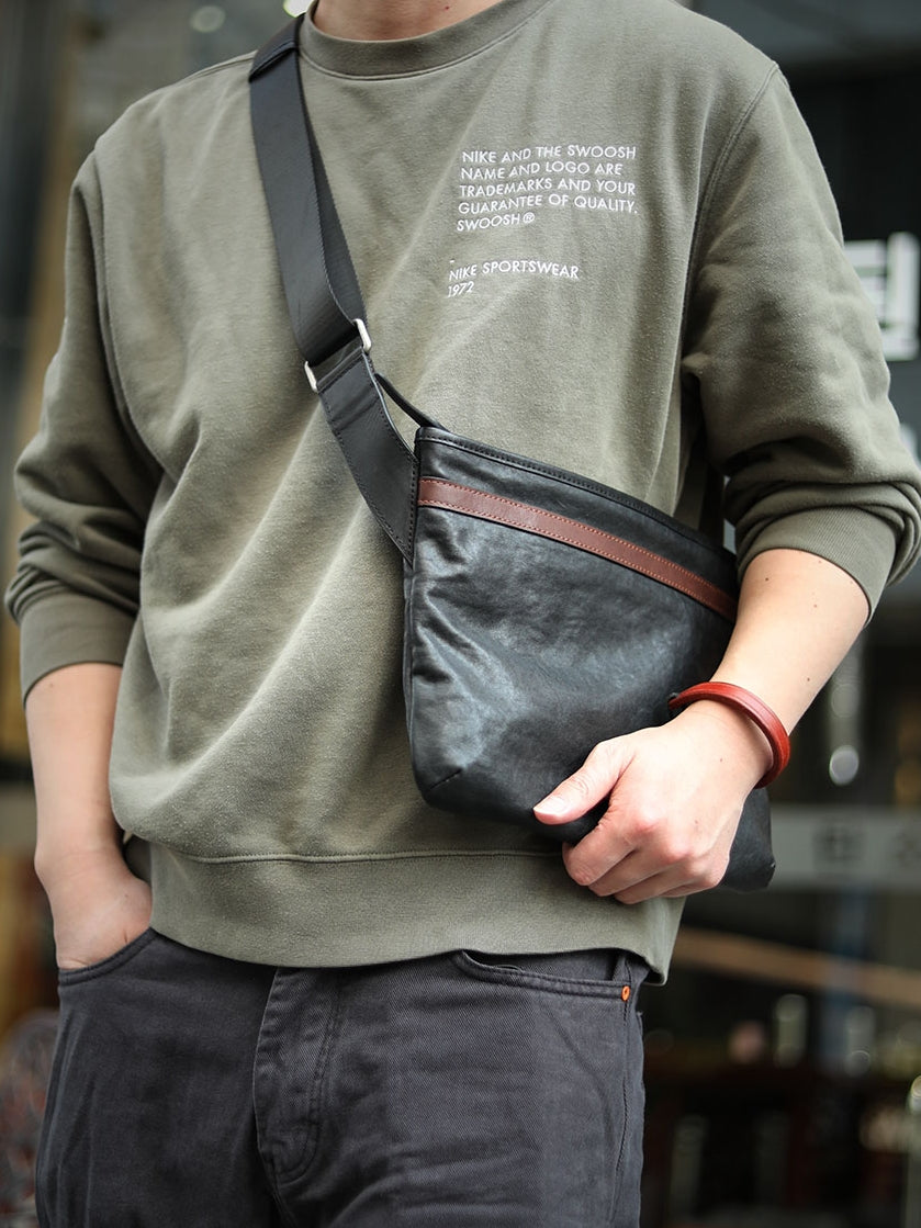 李記 | 原創手工真皮 | 輕薄軟牛革い橫款方形で休閒包ls8206號