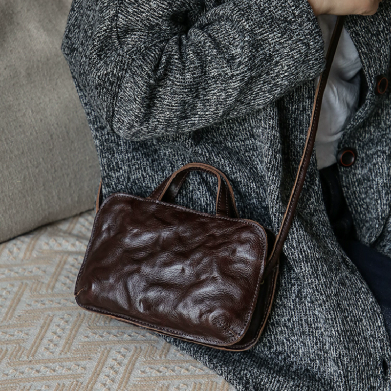 李記 | 原創手工真皮 | 真皮褶皺い復古斜唄包m175號