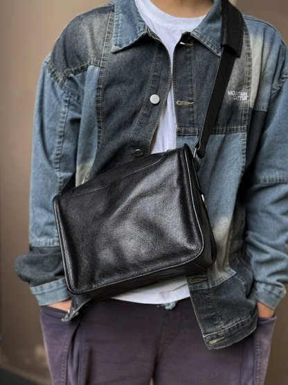 李記 | 原創手工真皮 | 美しく実用的斜唄包m2124號