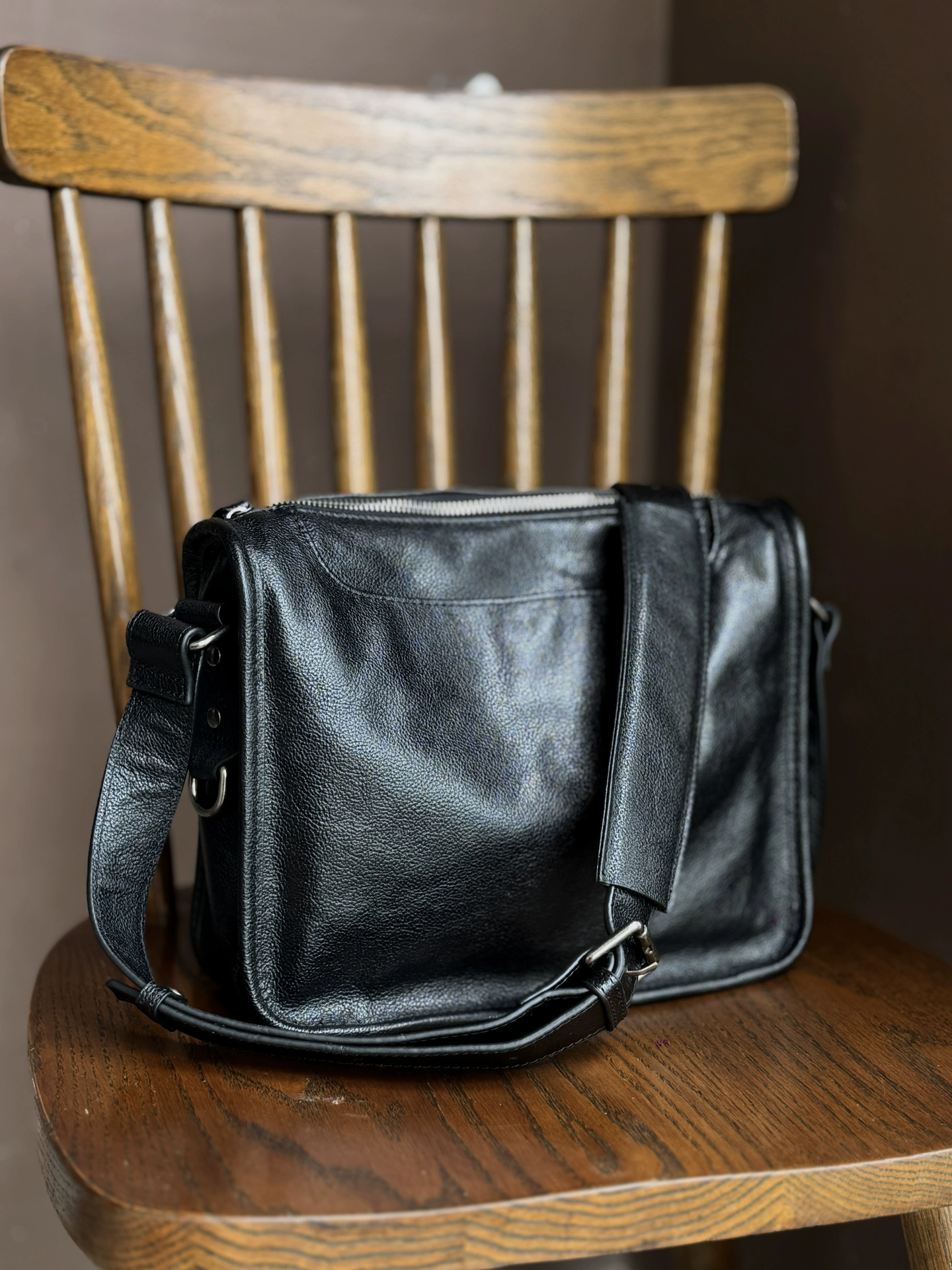 李記 | 原創手工真皮 | 美しく実用的斜唄包m2124號